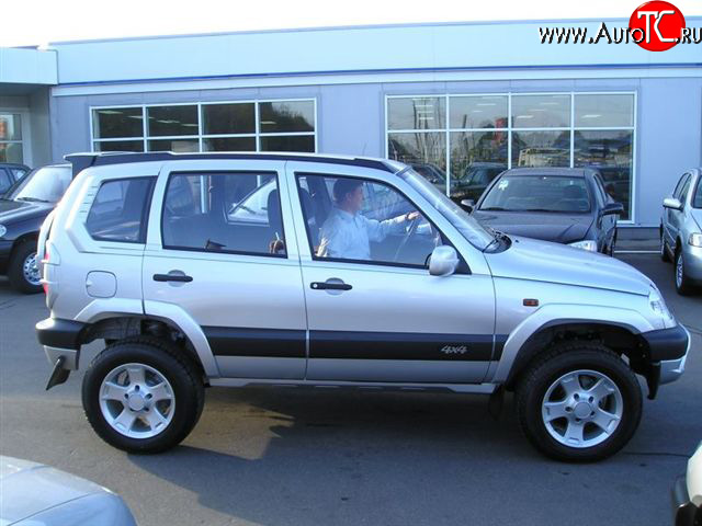 719 р. Спойлер Трофи Chevrolet Niva 2123 дорестайлинг (2002-2008) (Неокрашенный)  с доставкой в г. Тамбов