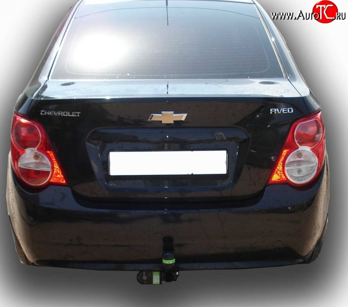 7 349 р. Фаркоп Leader  Chevrolet Aveo  T300 (2011-2015) седан (Без электропакета)  с доставкой в г. Тамбов