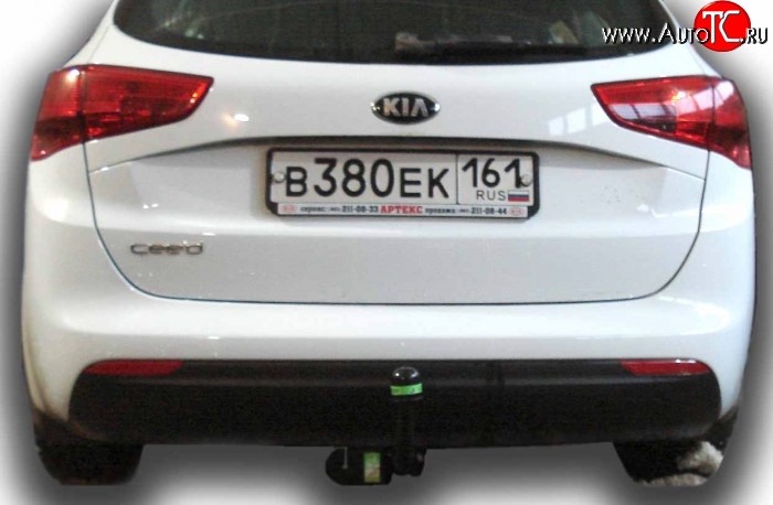 7 449 р. Фаркоп Лидер Плюс  KIA Ceed  1 ED (2010-2012) рестайлинг, хэтчбэк 5 дв. (Без электропакета)  с доставкой в г. Тамбов