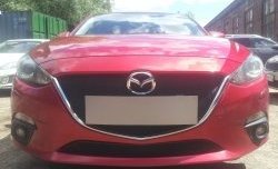 2 599 р. Сетка в решетку радиатора (с парктроником) Russtal Mazda 3/Axela BM дорестайлинг седан (2013-2016) (черная)  с доставкой в г. Тамбов. Увеличить фотографию 1