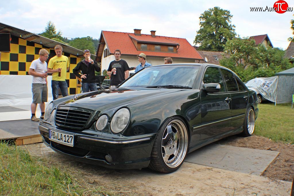 12 599 р. Передний бампер AMG Mercedes-Benz E-Class W210 дорестайлинг седан (1996-1999) (Неокрашенный)  с доставкой в г. Тамбов