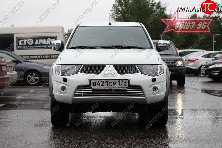 5 489 р. Декоративный элемент воздухозаборника Souz-96 (d16) Mitsubishi L200 5 KK,KL дорестайлинг (2015-2019)  с доставкой в г. Тамбов