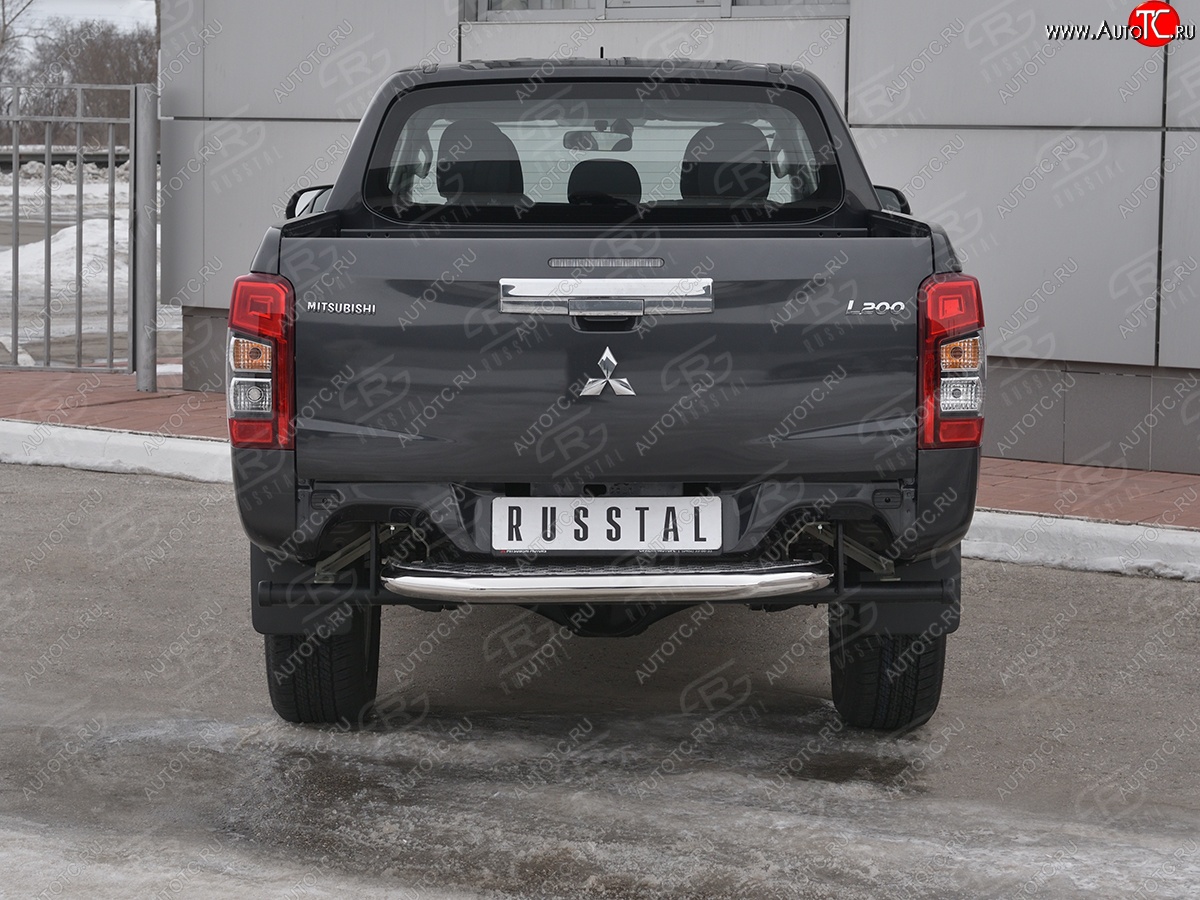 21 999 р. Защита заднего бампера (Ø63 мм, короткая) RUSSTAL  Mitsubishi L200  5 KK,KL (2018-2022) рестайлинг (Лист алюминиевый, труба - нержавейка)  с доставкой в г. Тамбов