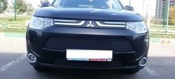 3 999 р. Сетка на бампер (рестайлинг) Russtal (черная) Mitsubishi Outlander GF дорестайлинг (2012-2014)  с доставкой в г. Тамбов. Увеличить фотографию 1