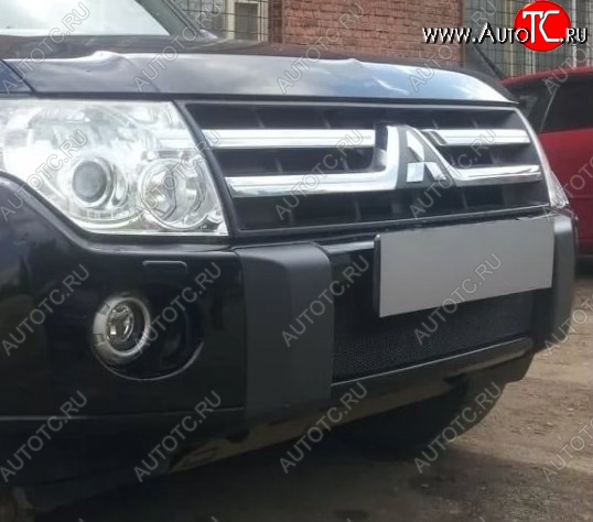 1 469 р. Защитная решётка в воздуховод автомобиля Russtal (черная) Mitsubishi Pajero 4 V90 дорестайлинг (2006-2011)  с доставкой в г. Тамбов