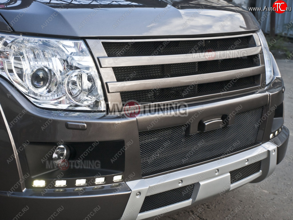 8 199 р. Решётка радиатора BROOMER Design Mitsubishi Pajero 4 V90 дорестайлинг (2006-2011) (Неокрашенная)  с доставкой в г. Тамбов