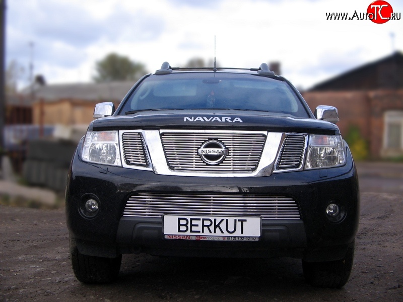 5 799 р. Декоративная вставка воздухозаборника (рестайлинг) Berkut Nissan Navara 2 D40 дорестайлинг (2004-2010)  с доставкой в г. Тамбов