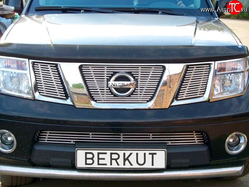 7 999 р. Декоративная вставка решетки радиатора (без знака) Berkut Nissan Pathfinder R51 дорестайлинг (2004-2007)  с доставкой в г. Тамбов