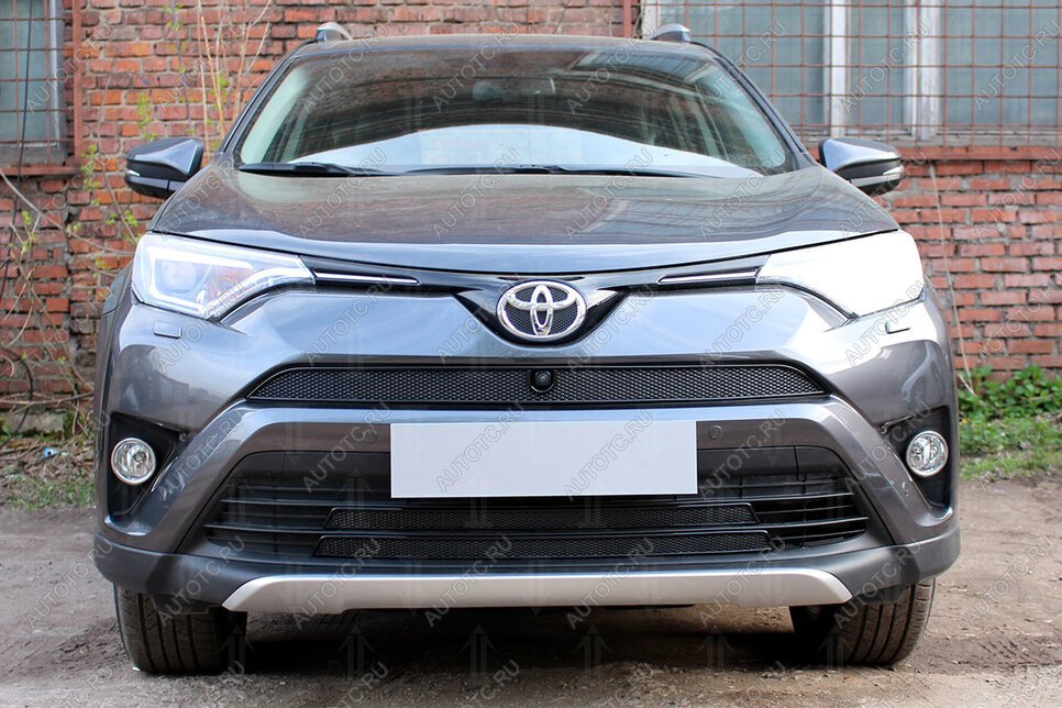 4 799 р. Защита радиатора (верх) (с камерой) Стрелка11 PREMIUM Toyota RAV4 XA40 5 дв. рестайлинг (2015-2019) (черная)  с доставкой в г. Тамбов