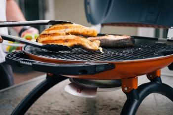 50 899 р. Гриль газовый O-GRILL 900МT bicolor черный-кремовый (в комплекте адаптер тип А) O-GRILL 900mt-cream  с доставкой в г. Тамбов. Увеличить фотографию 3
