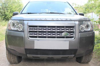 3 199 р. Защитная сетка в бампер (низ, ячейка 3х7 мм) Alfeco Стандарт Land Rover Freelander L359 дорестайлинг (2006-2010) (Чёрная)  с доставкой в г. Тамбов. Увеличить фотографию 1