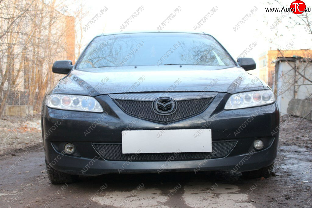 3 779 р. Защитная сетка в бампер (верх, ячейка 3х7 мм) Alfeco Стандарт Mazda 6 GG лифтбэк дорестайлинг (2002-2005) (Чёрная)  с доставкой в г. Тамбов