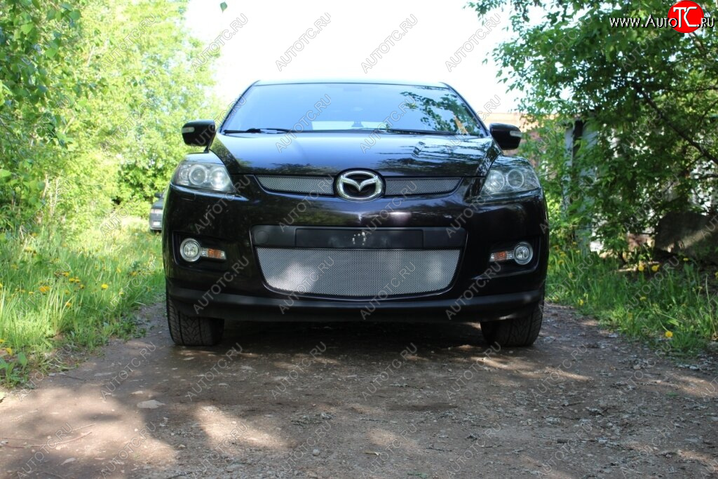 3 399 р. Защитная сетка в бампер (низ, ячейка 3х7 мм) Alfeco Стандарт Mazda CX-7 ER дорестайлинг (2006-2010) (Хром)  с доставкой в г. Тамбов