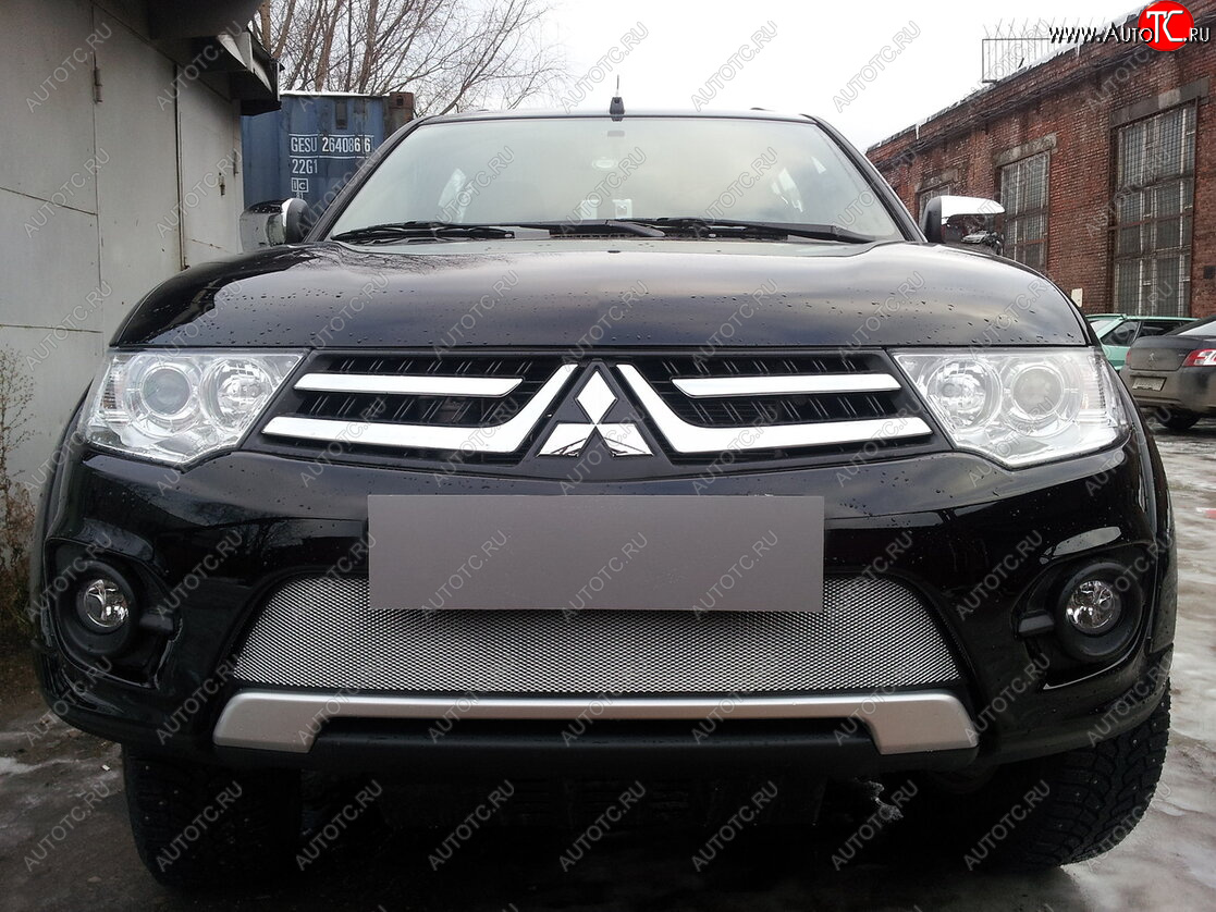 3 589 р. Защитная сетка в бампер (низ, ячейка 3х7 мм) Alfeco Стандарт Mitsubishi L200 4  рестайлинг (2013-2016) (Хром)  с доставкой в г. Тамбов