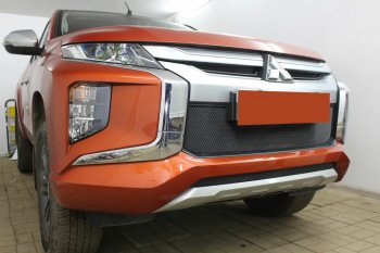 2 559 р. Защитная сетка в бампер (низ, ячейка 3х7 мм) Alfeco Стандарт Mitsubishi L200 5 KK,KL рестайлинг (2018-2022) (Чёрная)  с доставкой в г. Тамбов. Увеличить фотографию 4