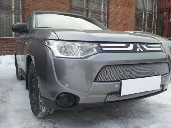 7 899 р. Защитная сетка в бампер (2 части, ячейка 3х7 мм) Alfeco Стандарт  Mitsubishi Outlander  GF (2012-2014) дорестайлинг (Хром)  с доставкой в г. Тамбов. Увеличить фотографию 4