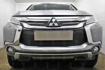 Защитная сетка в бампер (низ, ячейка 3х7 мм) Стрелка11 Стандарт Mitsubishi Pajero Sport QE дорестайлинг (2015-2021) ()