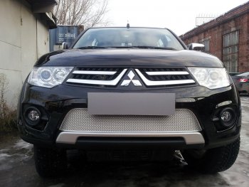 Защитная сетка в бампер (низ, ячейка 4х10 мм) Alfeco Премиум Mitsubishi L200 4  рестайлинг (2013-2016)  (Хром)