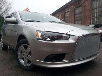 5 999 р. Защитная сетка в бампер (ячейка 3х7 мм) Alfeco Стандарт Mitsubishi Lancer 10 седан рестайлинг (2011-2017) (Хром)  с доставкой в г. Тамбов. Увеличить фотографию 3