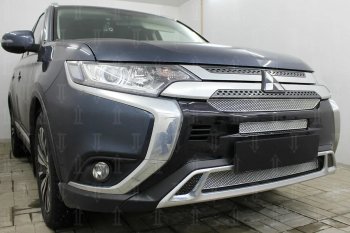 9 749 р. Защитная сетка в бампер (3 части, ячейка 4х10 мм) Alfeco Премиум Mitsubishi Outlander GF 3-ий рестайлинг (2018-2022) (Хром)  с доставкой в г. Тамбов. Увеличить фотографию 2