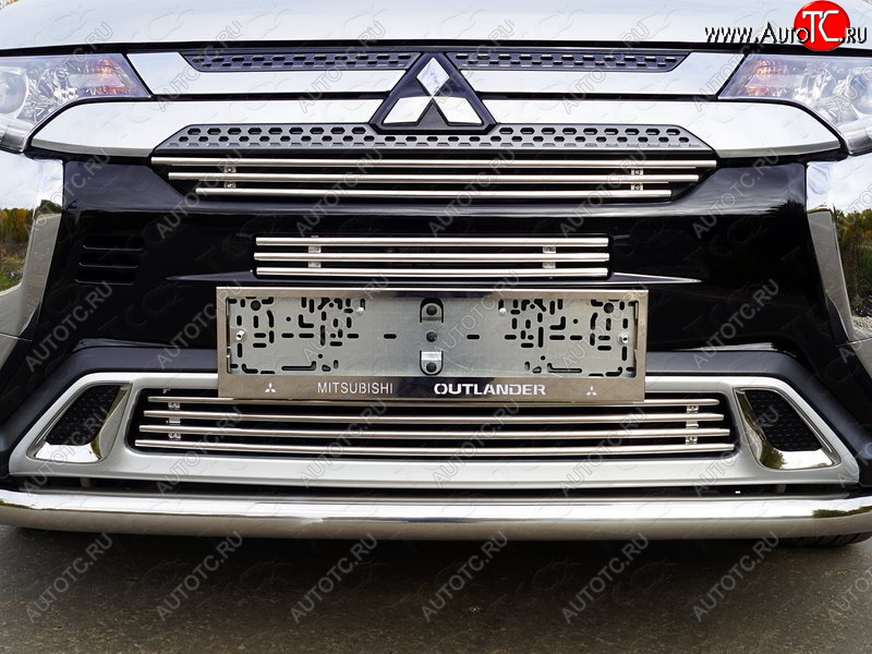 7 699 р. Верхняя декоративная вставка решетки радиатора ТСС Тюнинг  Mitsubishi Outlander  GF (2018-2022) 3-ий рестайлинг (d 12 мм)  с доставкой в г. Тамбов