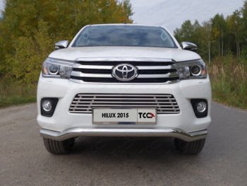 Декоративная вставка решетки радиатора ТСС Тюнинг Toyota (Тойота) Hilux (Хайлюкс)  AN120 (2016-2020) AN120 дорестайлинг ()