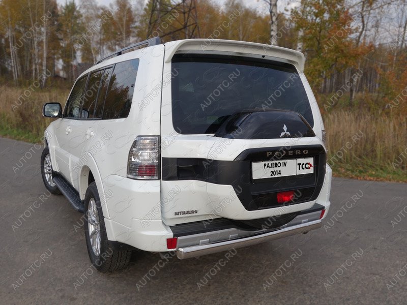 19 299 р. Защита заднего бампера (центральная) d 75*42 мм ТСС Тюнинг  Mitsubishi Pajero  4 V90 (2014-2020) 2-ой рестайлинг (нержавейка)  с доставкой в г. Тамбов