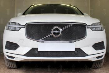 3 499 р.  Защита радиатора (Momentum) (верх 2 части) Стрелка11 Стандарт  Volvo XC60 (2017-2022) (черная)  с доставкой в г. Тамбов. Увеличить фотографию 2