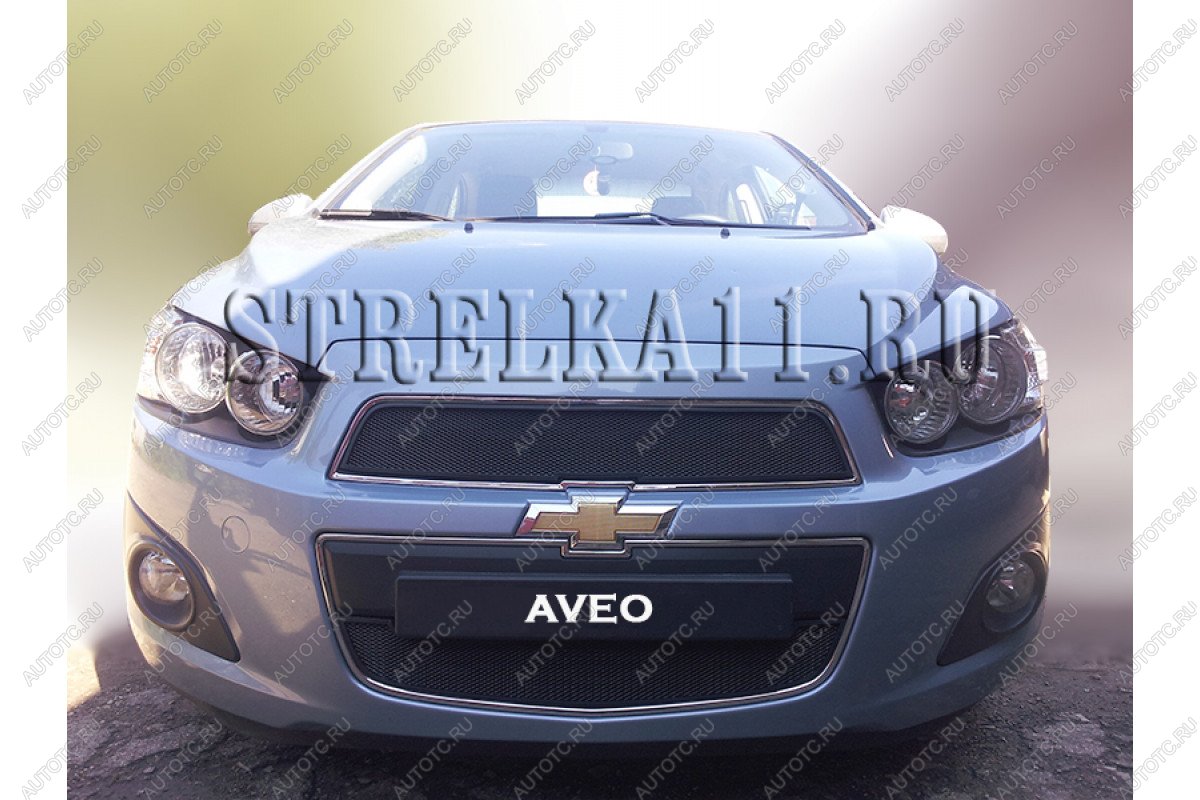 799 р. Зимняя заглушка решетки радиатора (верх) Стрелка11 Chevrolet Aveo T300 седан (2011-2015) (черная)  с доставкой в г. Тамбов