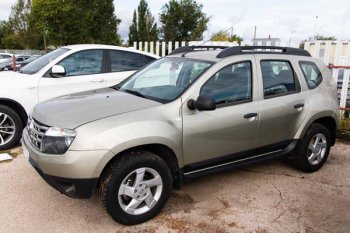 4 649 р. Молдинги дверей Артформ Renault Duster HS рестайлинг (2015-2021)  с доставкой в г. Тамбов. Увеличить фотографию 1