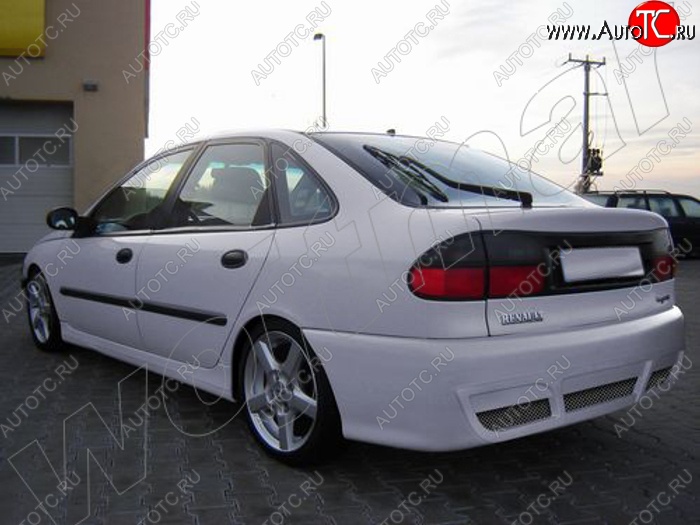 27 899 р. Задний бампер Rieger Renault Laguna X56 лифтбэк дорестайлинг (1993-1998)  с доставкой в г. Тамбов