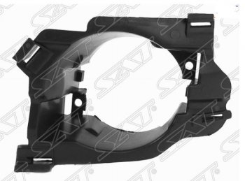 Правый кронштейн противотуманной фары SAT Renault (Рено) Logan (Логан)  1 (2010-2016) 1 рестайлинг