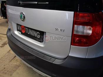 1 379 р. Защитная накладка на задний бампер MV-Tuning  Skoda Yeti (2009-2013) (Текстурная поверхность)  с доставкой в г. Тамбов. Увеличить фотографию 2