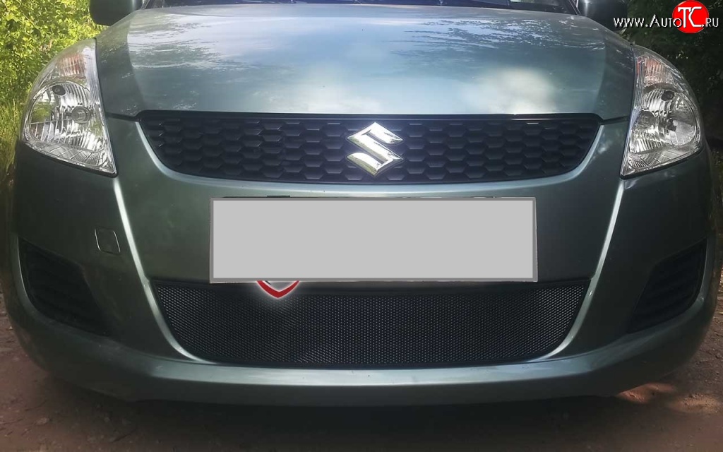 1 469 р. Сетка на бампер Russtal (черная) Suzuki Swift ZC72S дорестайлинг, хэтчбэк 5 дв. (2010-2013)  с доставкой в г. Тамбов