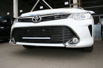 1 239 р. Сетка на бампер внешняя Arbori Toyota Camry XV55 1-ый рестайлинг (2014-2017) (Черная 15 мм)  с доставкой в г. Тамбов. Увеличить фотографию 2