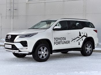 25 699 р. Защита переднего бампера (Ø63 мм с клыками, нержавейка) SLITKOFF Toyota Fortuner AN160 рестайлинг (2020-2025)  с доставкой в г. Тамбов. Увеличить фотографию 3