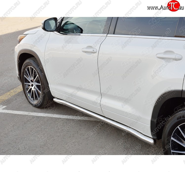 15 799 р. Защита порогов Russtal из круглой трубы диаметром 63 мм Russtal v3 Toyota Highlander XU50 дорестайлинг (2013-2017)  с доставкой в г. Тамбов