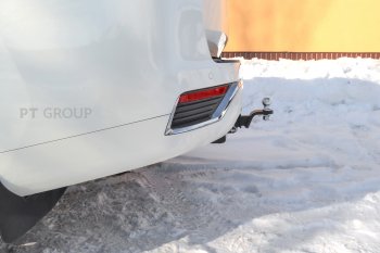 16 519 р. Фаркоп Petroil Tuning (съемный квадрат)  Toyota Land Cruiser  J300 (2021-2025) дорестайлинг (с нержавеющей накладкой)  с доставкой в г. Тамбов. Увеличить фотографию 3
