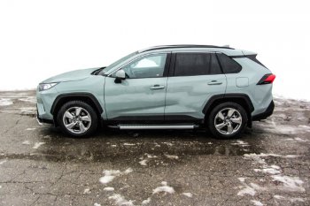 17 399 р. Пороги алюминиевые Slitkoff  Toyota RAV4  XA50 (2018-2025) 5 дв. дорестайлинг (Standart Silver)  с доставкой в г. Тамбов. Увеличить фотографию 3