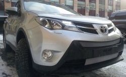 1 539 р. Нижняя сетка (для комплектации Стандарт) на бампер Russtal (хром)  Toyota RAV4  XA40 (2012-2015) 5 дв. дорестайлинг  с доставкой в г. Тамбов. Увеличить фотографию 1