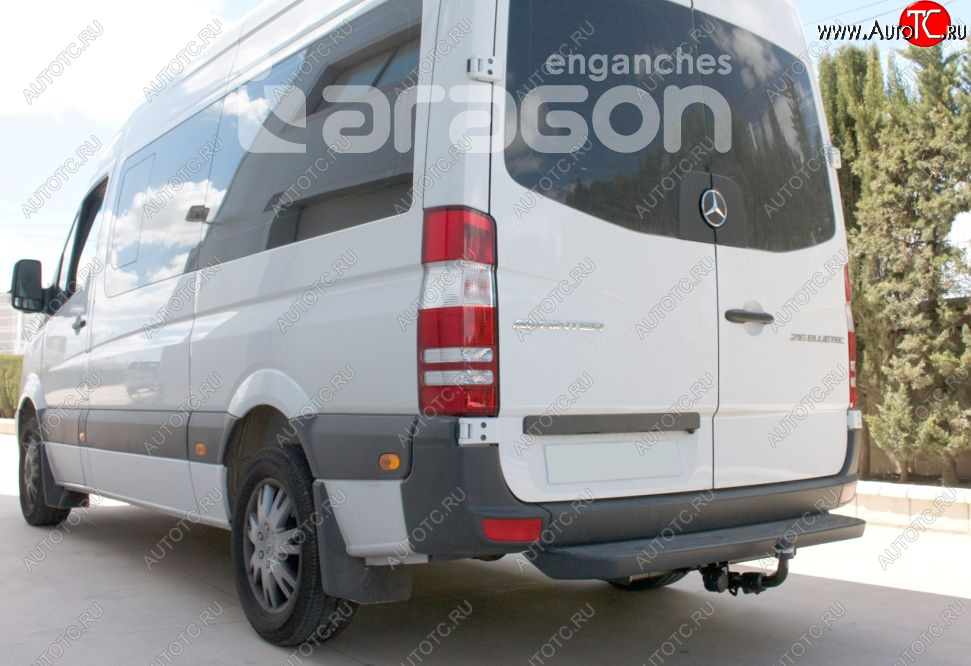 12 299 р. Фаркоп Aragon. (шар S)  Mercedes-Benz Sprinter ( W906,  W910) (2006-2024), Volkswagen Crafter  1 (2006-2017)  с доставкой в г. Тамбов