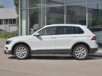 31 649 р. Пороги труба 120х60 овал с проступью Russtal Volkswagen Tiguan Mk2 дорестайлинг (2016-2020)  с доставкой в г. Тамбов. Увеличить фотографию 1